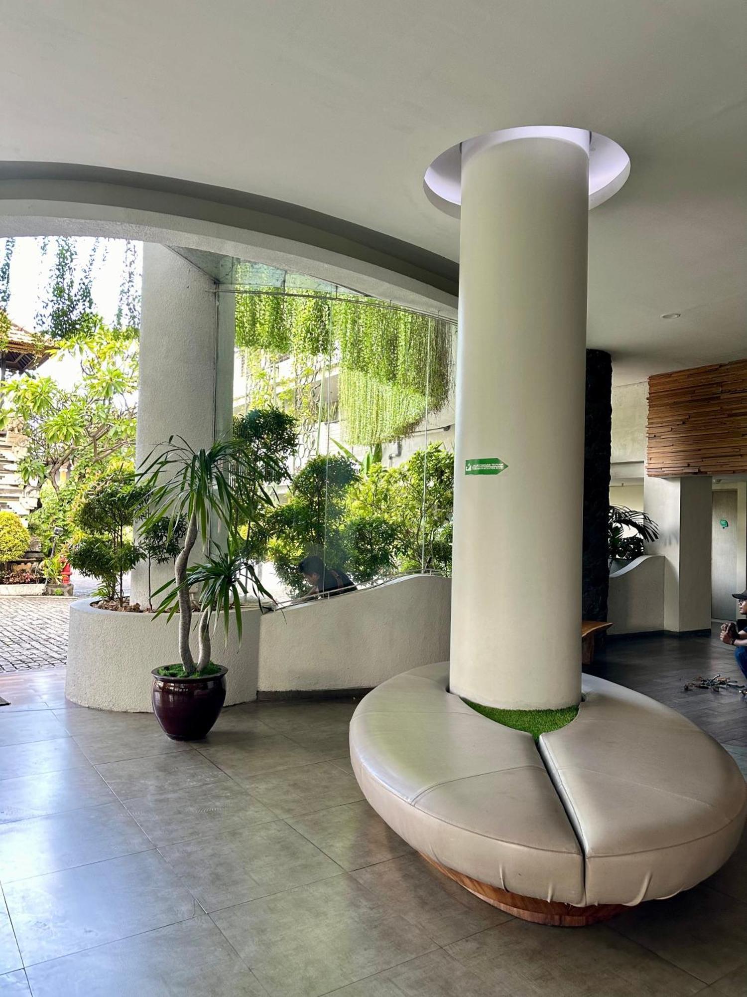 Hotel Ion Bali Benoa 4*